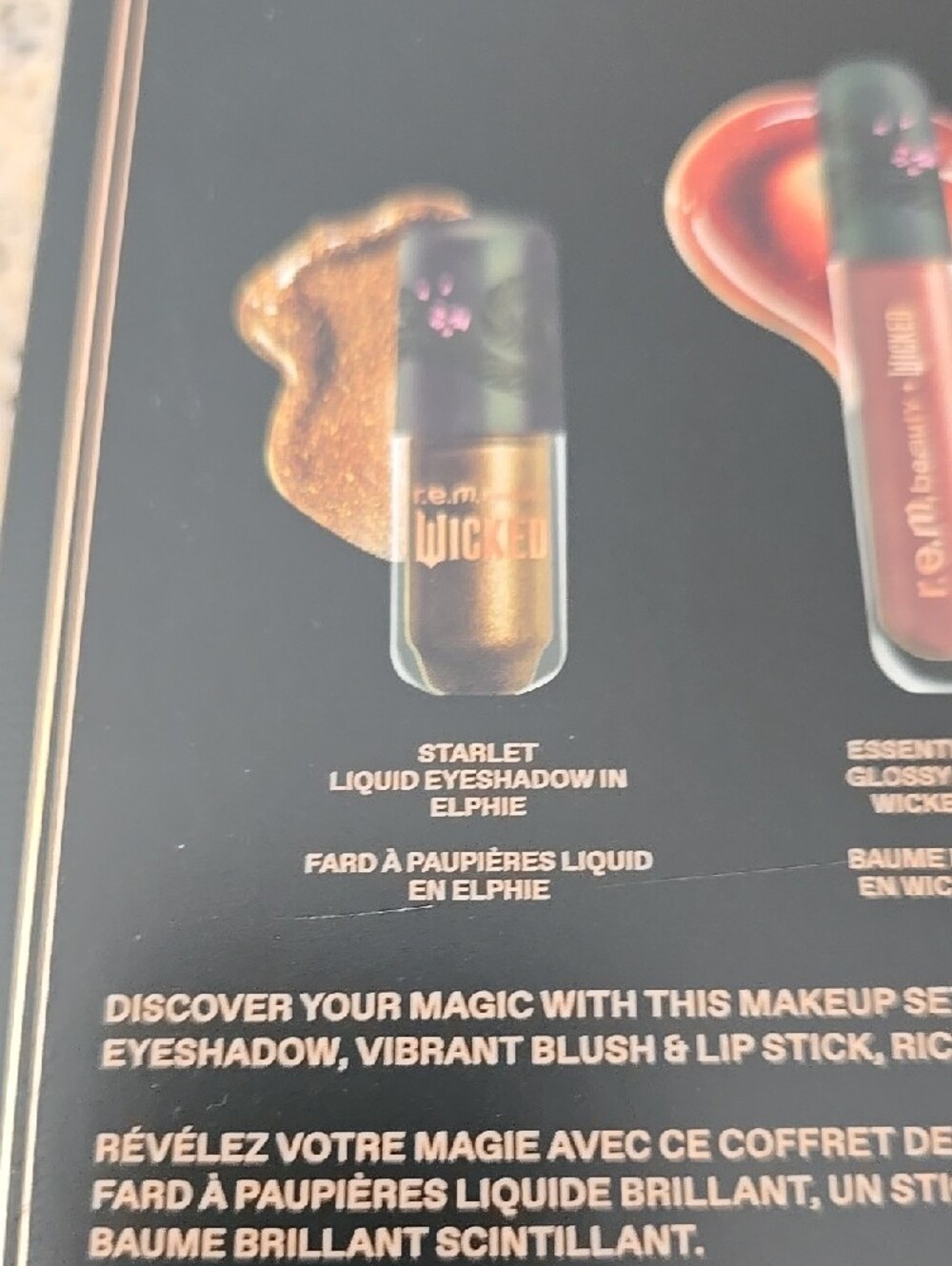 r.e.m. beauty Wicked For Good Elphaba Makeup Set - Picture 3 of 7
